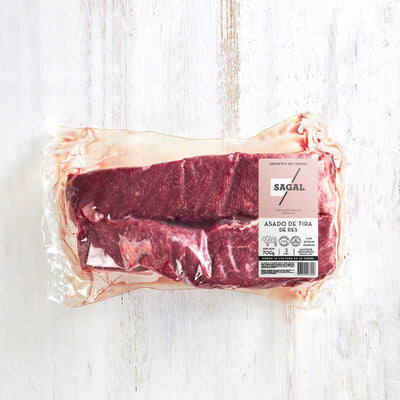 dos asados de tira de res empacados al vacio marca sagal